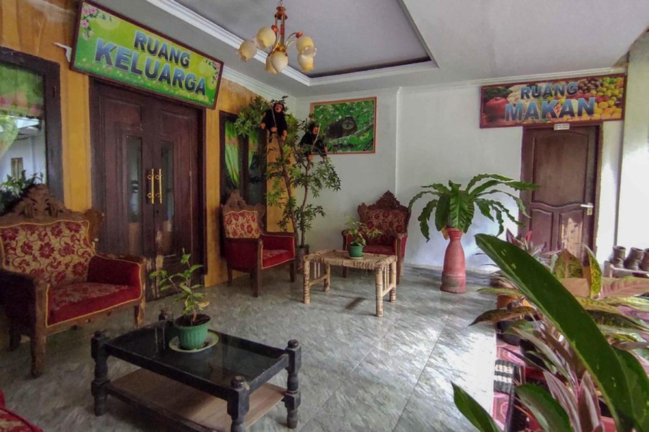 Oyo 90988 Tangkoko Jungle Homestay Rinondoran Экстерьер фото